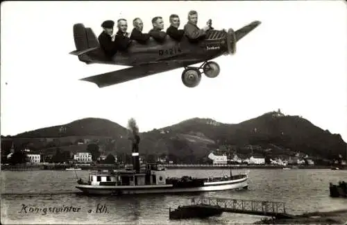 Foto Ak Königswinter am Rhein, Passagiere im Junkers Flugzeug, Dampfer, Fotomontage