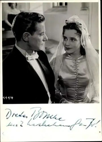 Foto Schauspieler Dieter Borsche, Maria Shell, Filmszene, Autogramm