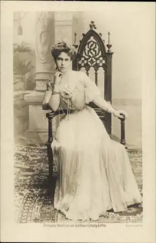 Ak Prinzessin Beatrice von Sachsen Coburg Gotha, Portrait