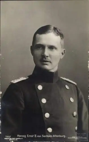 Ak Herzog Ernst II. von Sachsen-Altenburg, Porträt in Uniform