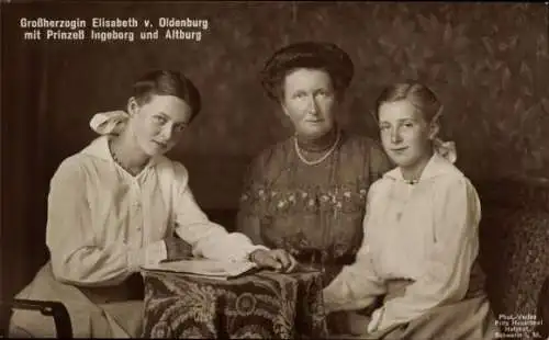 Ak Großherzogin Elisabeth von Oldenburg, Prinzessinnen Ingeburg und Altburg, Portrait