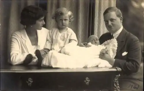 Foto Ak Ernst Heinrich von Sachsen, Sophie von Luxemburg, Kinder