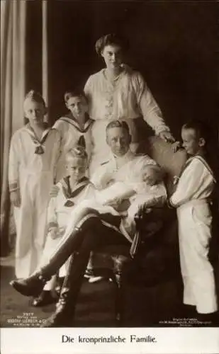 Ak Kronprinz Wilhelm von Preußen, Kronprinzessin Cecilie, Prinzen, Prinzessin Alexandrine