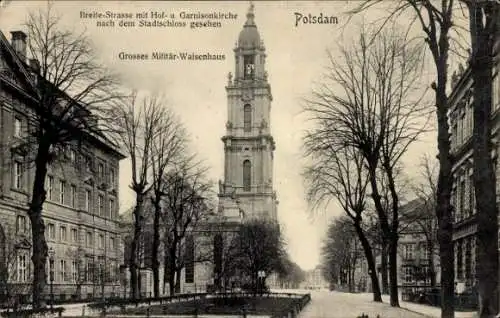 Ak Potsdam, Breite Straße mit Hof- und Garnisonskirche, Großes Militär-Waisenhaus