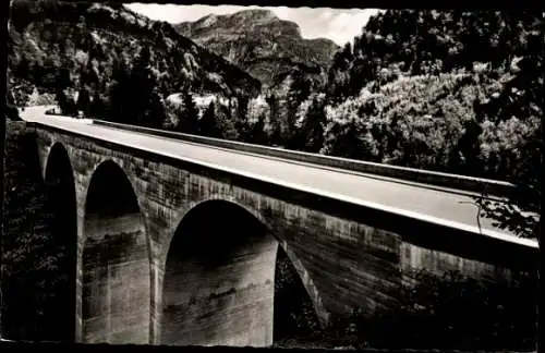 Ak Weißbach an der Alpenstraße Schneizlreuth Oberbayern, Pfannlochbrücke