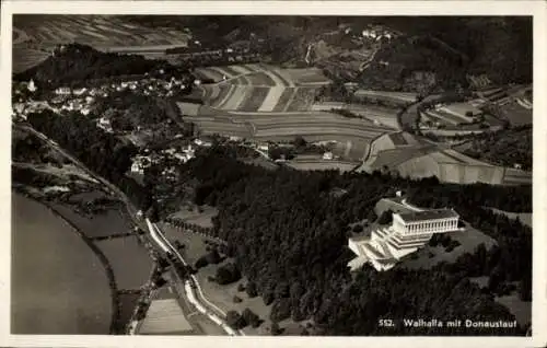 Ak Donaustauf am Bayerischen Wald Oberpfalz, Fliegeraufnahme Walhalla