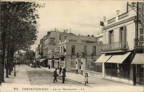 Ak Fontainebleau Seine et Marne, Rue Dennecourt