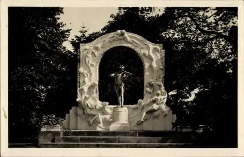 Ak Wien 1 Innere Stadt, Stadtpark, Johann Straußdenkmal