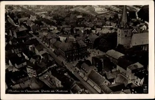 Ak Menden im Sauerland, Teilansicht, Rathaus, Luftbild