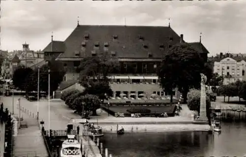 Ak Konstanz am Bodensee, Konziliumsgebäude, Zeppelindenkmal