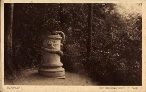 Ak Weimar in Thüringen, Schlangenstein im Park