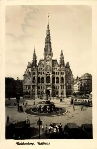 Ak Liberec Reichenberg in Böhmen, Rathaus, Straßenbahn