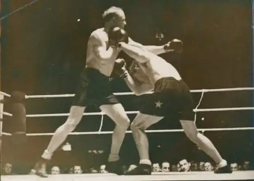 Foto Boxkampf, Boxer Gustave Roth, Joseph Besselmann, 1938