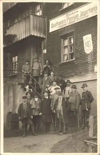 Foto Ak Gasthaus und Pension Jägerheim, Jäger, Gewehr