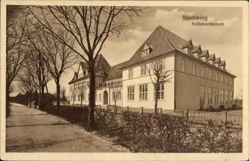 Ak Rendsburg in Schleswig Holstein, Volkshochschule, Straßenpartie