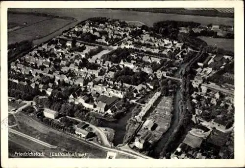 Ak Friedrichstadt an der Eider, Fliegeraufnahme