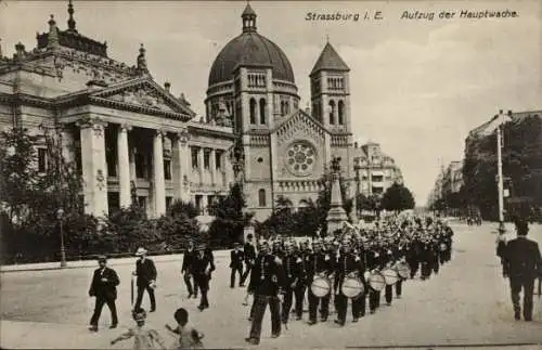 Ak Strasbourg Straßburg Elsass Bas Rhin, Aufzug der Hauptwache, Militärkapelle, St. Peter Kirche