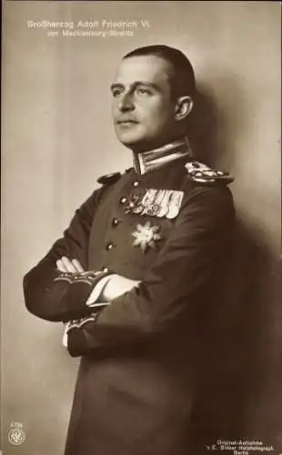 Ak Großherzog Adolf Friedrich VI von Mecklenburg Strelitz, Portrait in Uniform