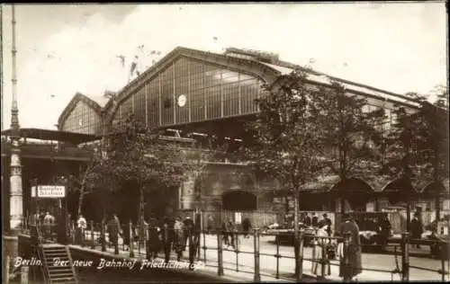 Ak Berlin Mitte, Friedrichstraße, neuer Bahnhof