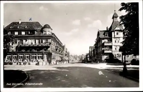 Ak Bad Dürrheim im Schwarzwald, Friedrichstraße, Parkhotel Kreuz