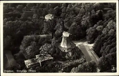 Ak Potsdam Sanssouci, Historische Mühle, Fliegeraufnahme