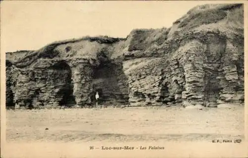 Ak Luc sur Mer Calvados, Les Falaises