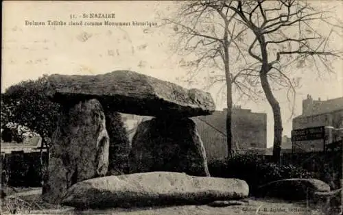 Ak Saint Nazaire Loire Atlantique, Dolmen