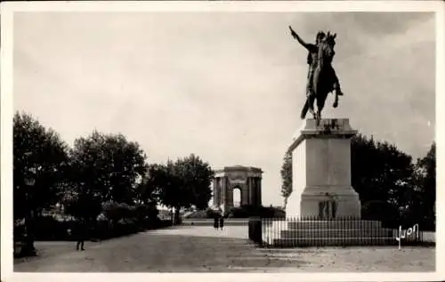 Ak Montpellier Hérault, Statue von Ludwig XIV