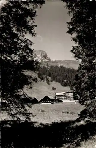 Ak Hirschegg Mittelberg im Kleinwalsertal Vorarlberg, Auenhütte, Sporthotel