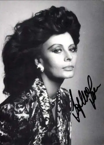 Autogrammkarte Schauspielerin Sophia Loren, Portrait, Autogramm