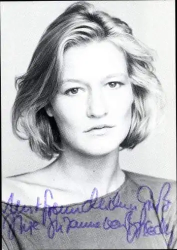 Ak Schauspielerin Suzanne von Borsody, Portrait, Autogramm