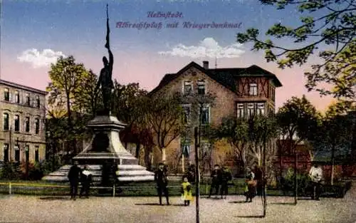 Ak Helmstedt in Niedersachsen, Albrechtsplatz mit Kriegerdenkmal, Kinder