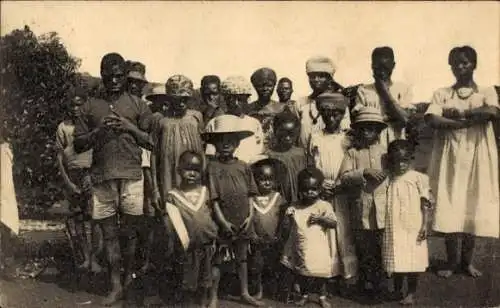 Ak Belgisch-Kongo RD Kongo Zaire, Missionen der Schwestern von Berlaer