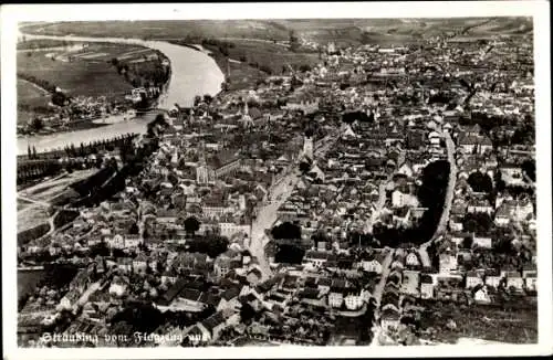 Ak Straubing an der Donau Niederbayern, Luftaufnahme