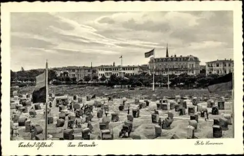 Ak Ostseebad Ahlbeck auf Usedom, Strand, Strandkörbe