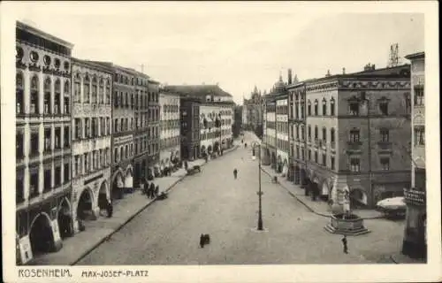 Ak Rosenheim Oberbayern, Max-Josef-Platz, Arkaden, Café, Häuserfassaden, Brunnen