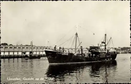 Ak IJmuiden Ymuiden Velsen Nordholland, Fischerboot im Hafen