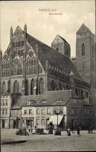 Ak Prenzlau Brandenburg, Marienkirche, Geschäfte, Platz