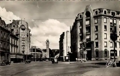 Ak Rouen Seine-Maritime, Hôtel des Postes und der Bahnhof