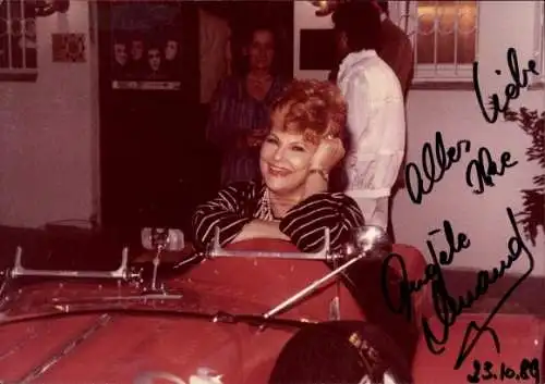 Foto Sängerin und Schauspielerin Angèle Durand, Autogramm