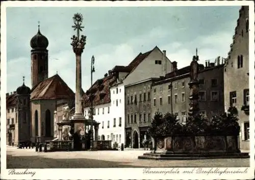 Ak Straubing an der Donau Niederbayern, Theresienplatz, Dreifaltigkeitssäule