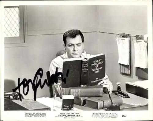 Foto Schauspieler Tony Curtis, Filmszene, Autogramm