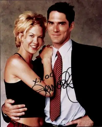 Foto Schauspieler Jenna Elfman und Thomas Gibson, Portrait, Autogramm