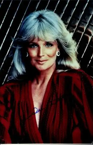 Foto Schauspielerin Linda Evans, Portrait, Autogramm