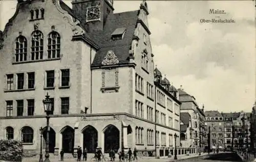 Ak Mainz, Oberrealschule, Kinder, Fahrräder