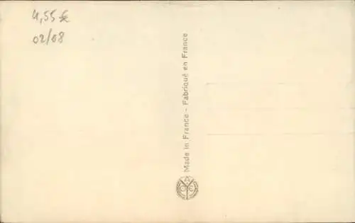 Ak Rauchender junger Mann, Anzug, Porträt