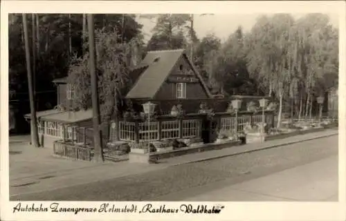 Foto Ak Helmstedt in Niedersachsen, Autobahn Zonengrenze, Rasthaus Waldkater