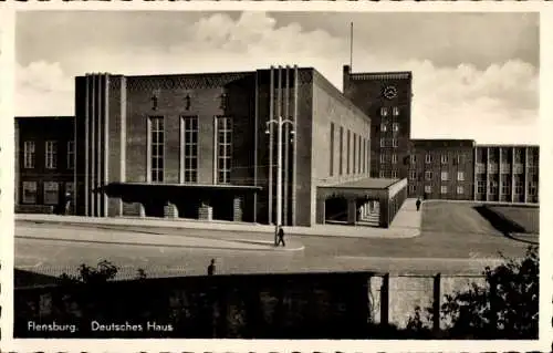 Ak Flensburg in Schleswig Holstein, Deutsches Haus, Vorderansicht