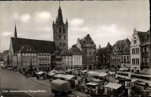 Ak Trier an der Mosel, Marktplatz mit Gangolfkirche, Markt