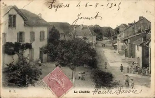 Ak Le Châble Val de Bagnes Kanton Wallis, Blick von der Straße